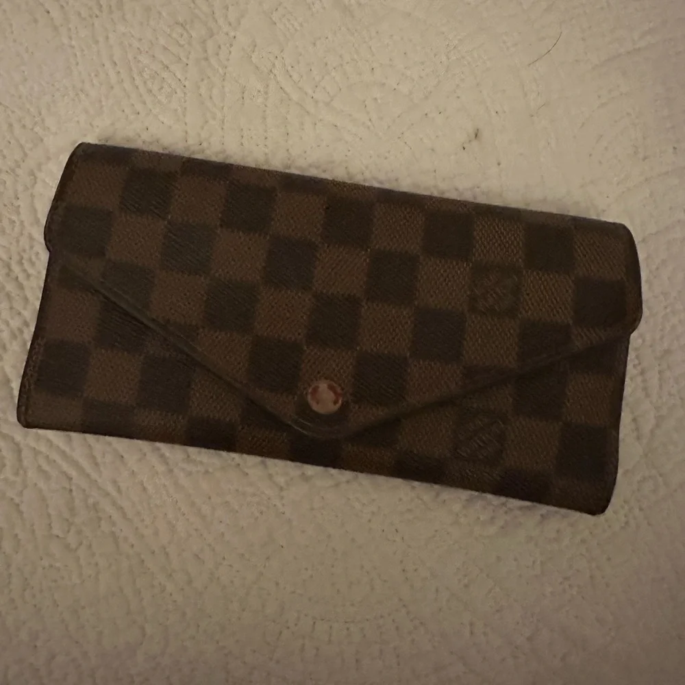 LV Canvas Wallet